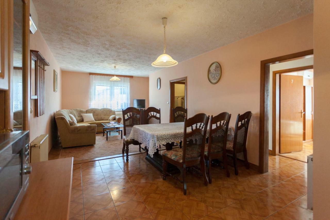 Rooms Maria Слунь Екстер'єр фото